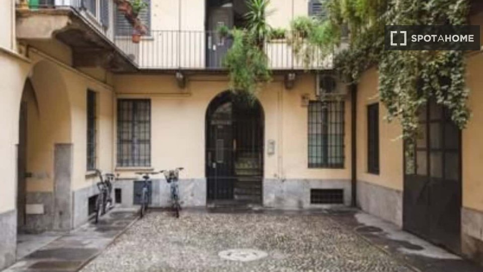 Apartment Milan, 1 bed, 80m² — photo 10