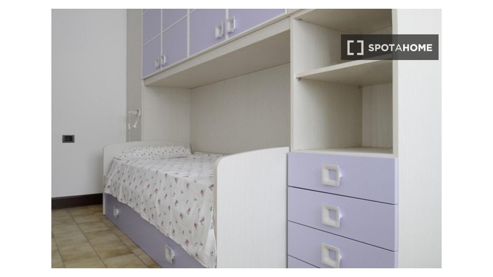 Double room Milan, 5 beds — photo 35