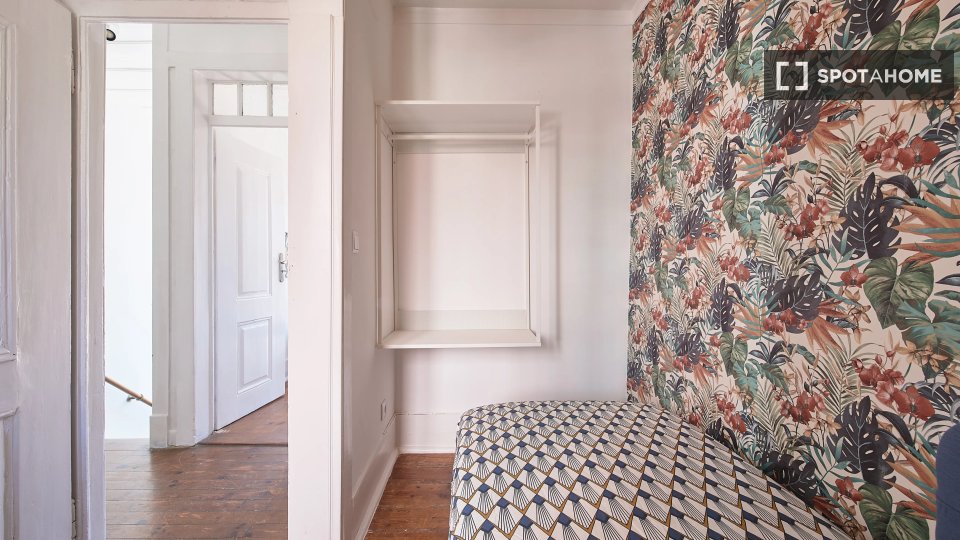 Double room Lisbon, 13 beds — photo 12