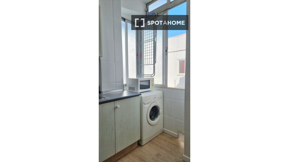 Apartment Valencia, 2 beds, 60m² — photo 3