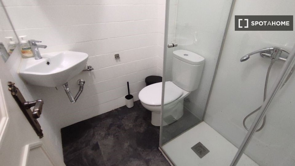 Double room Porto, 4 beds, 100m² — photo 1