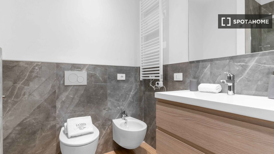 Apartment Milan, 2 beds, 80m² — photo 9