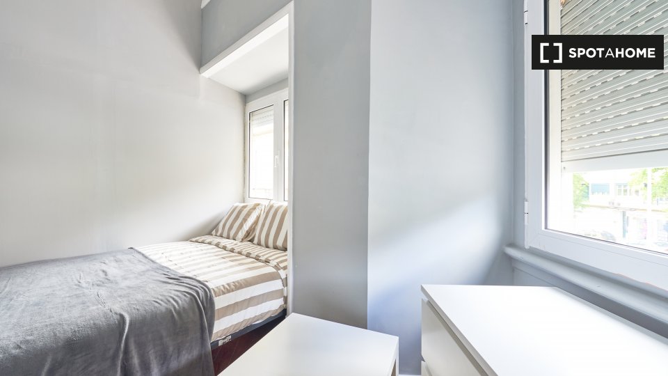 Double room Lisbon, 8 beds — photo 4