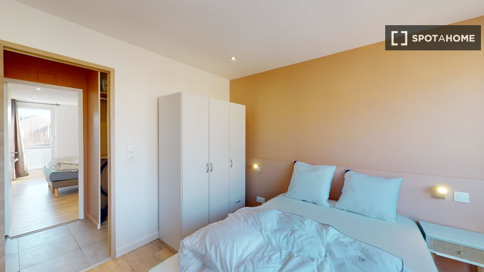 Double room Lille, 12 beds — photo 3