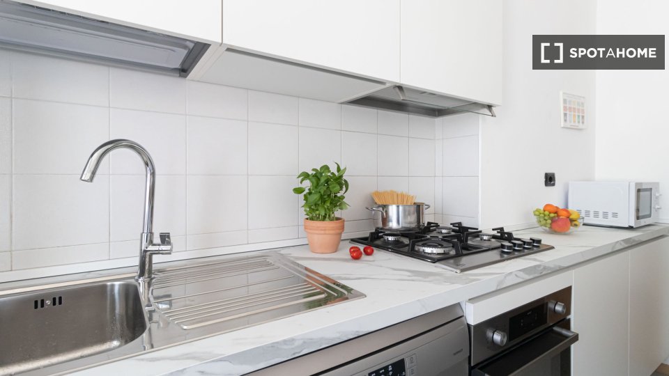 Apartment Milan, 2 beds — photo 8