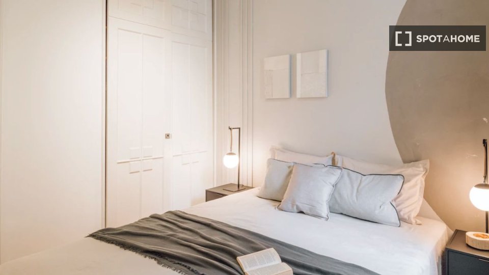 Apartment Lisbon, 1 bed — photo 17