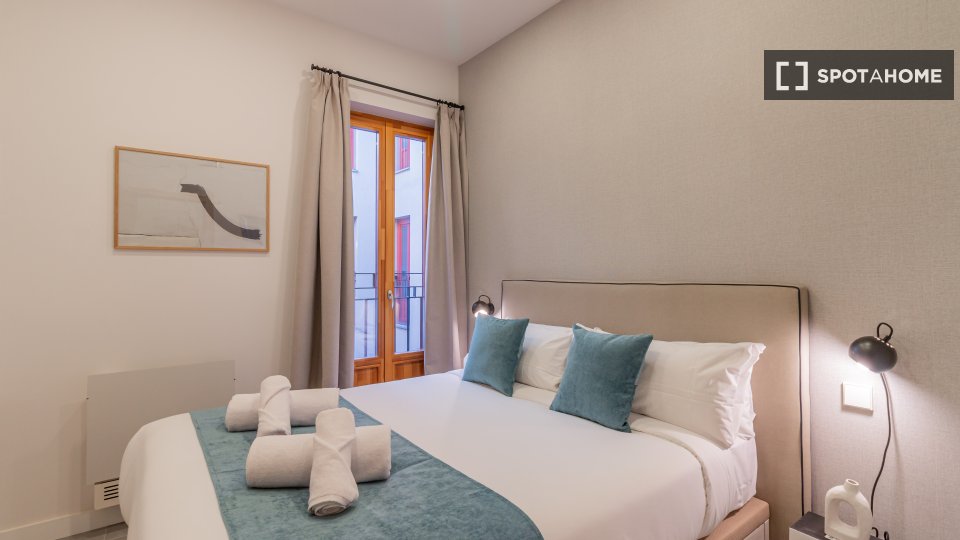 Apartment Madrid, 2 beds — photo 16