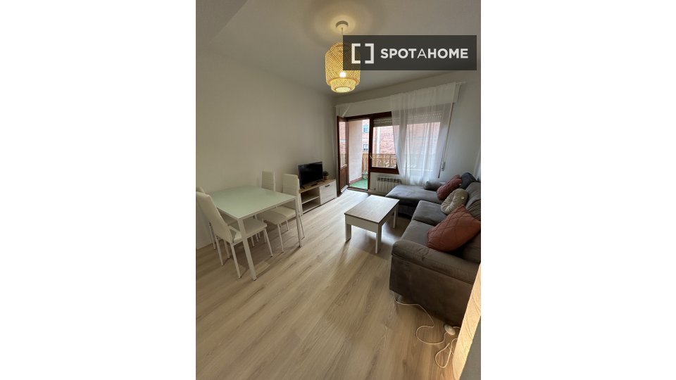 Double room Madrid, 3 beds — photo 19