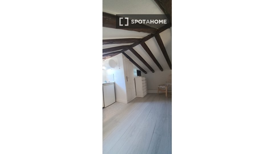 One-bedroom apartment for rent in Chamberí, Madrid - à Madrid