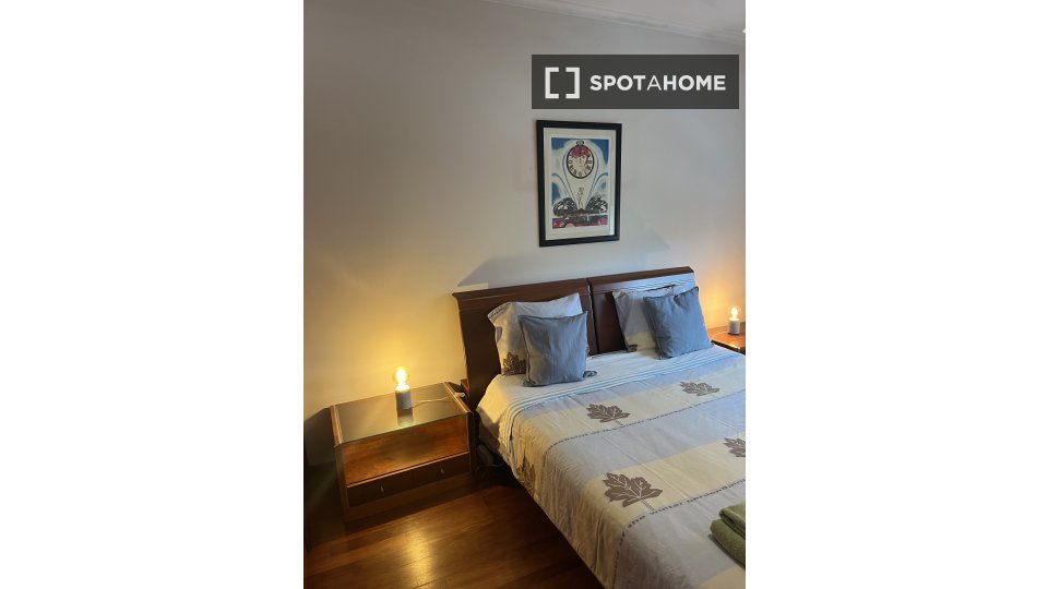 Double room Lisbon, 4 beds, 150m² — photo 28