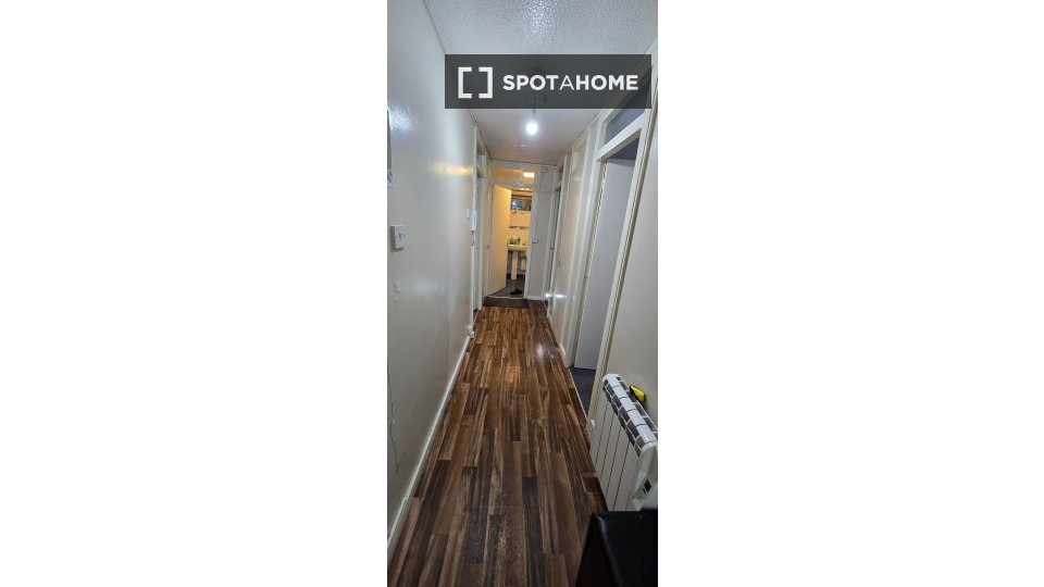 Double room Manchester, 2 beds, 70m² — photo 5