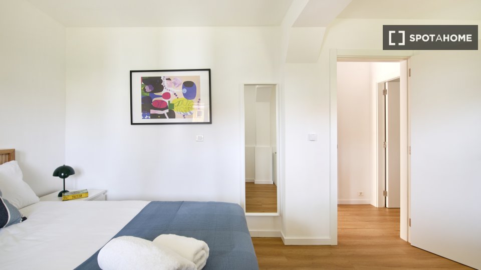 Double room Lisbon, 6 beds, 150m² — photo 12