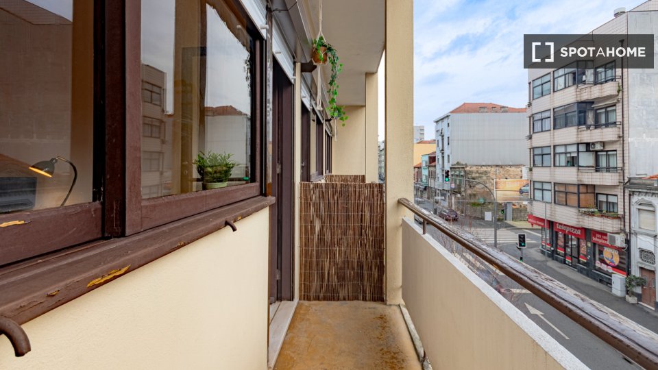 Double room Porto, 4 beds, 160m² — photo 19