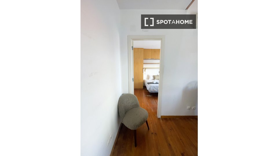 Apartment Lisbon, 2 beds — photo 45