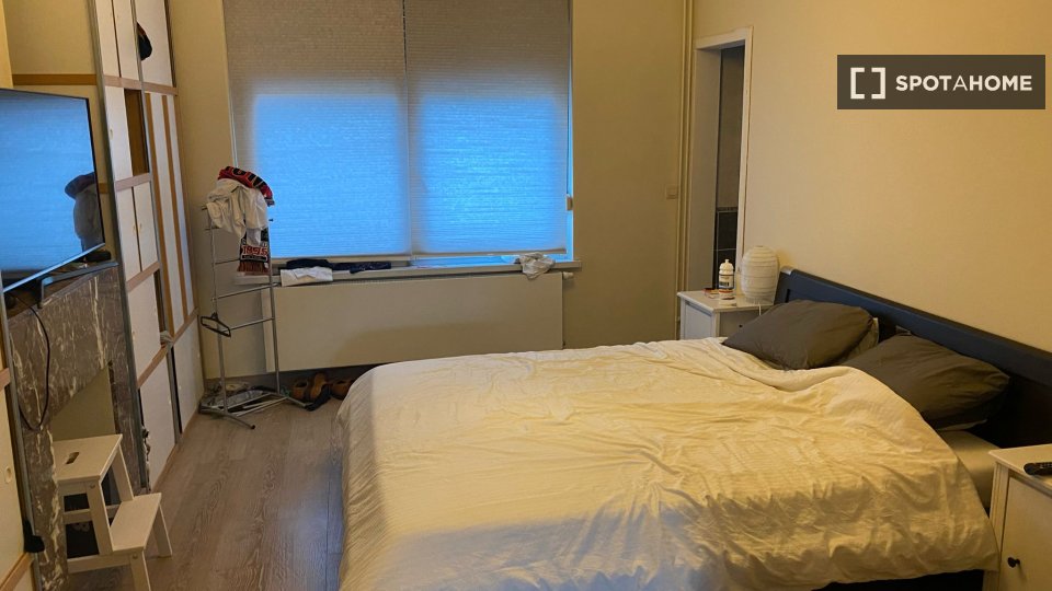 Apartment Brussels, 1 bed, 77m² — photo 3