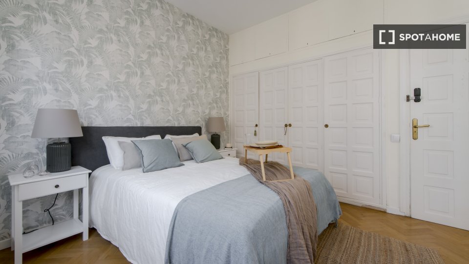Double room Madrid, 9 beds — photo 1