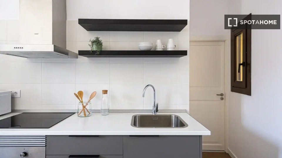 Apartment Barcelona, 1 bed — photo 15