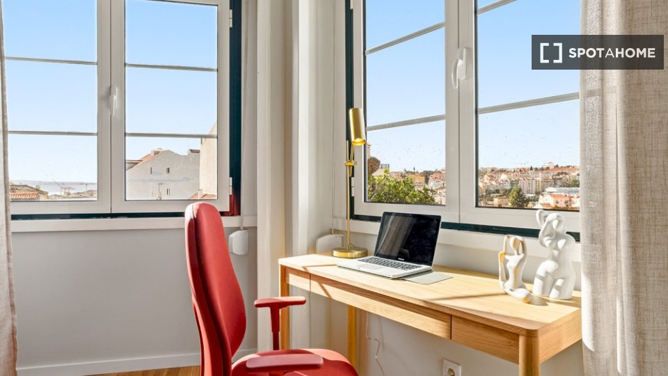 Double room Lisbon, 4 beds — photo 1