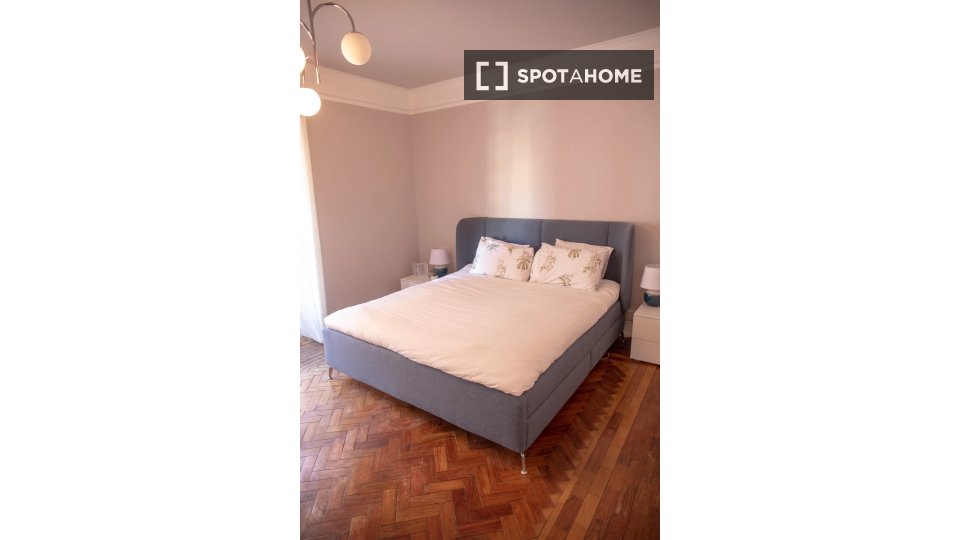 Double room Lisbon, 7 beds — photo 10