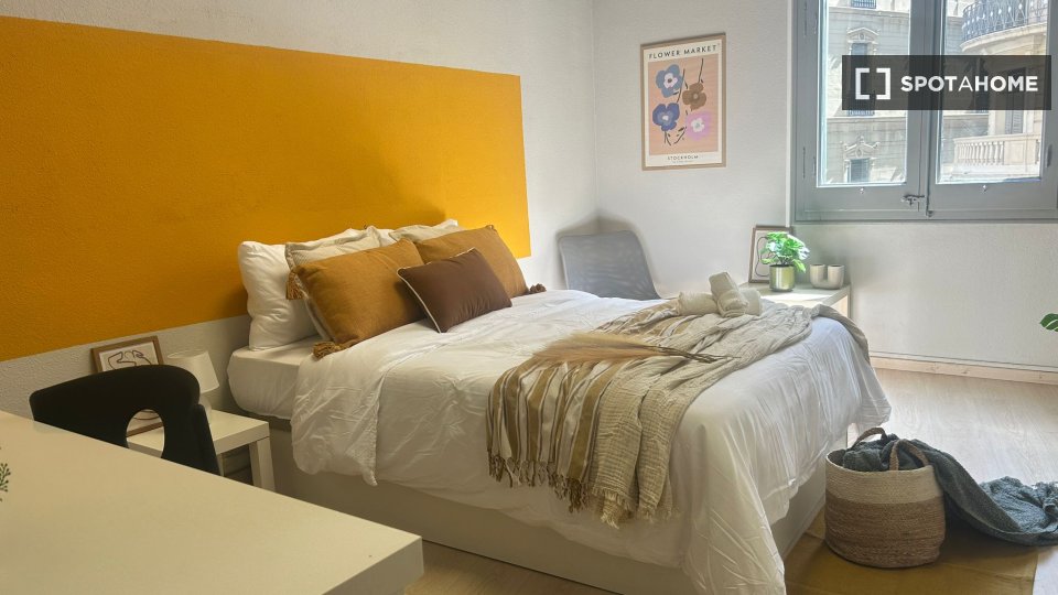 Double room Barcelona, 8 beds, 180m² — photo 17