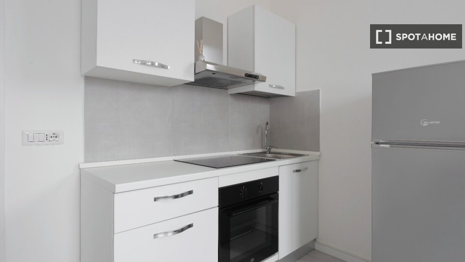 Apartment mono Milan, 35m² — photo 15