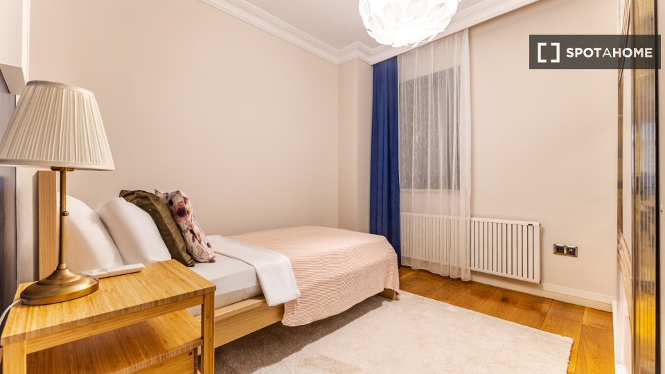Apartment Istanbul, 1 bed — photo 2