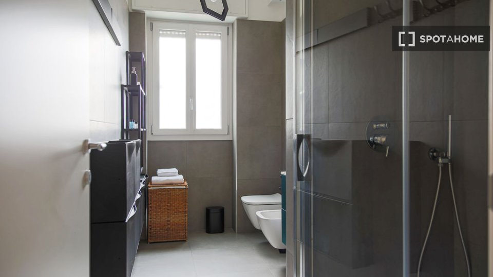 Apartment Milan, 1 bed, 49m² — photo 8
