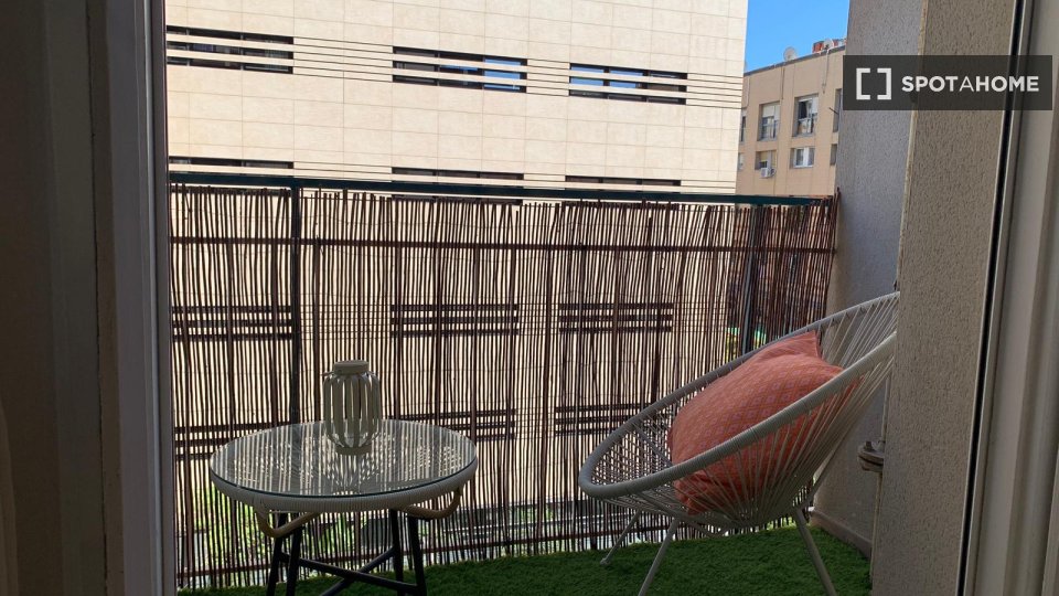Double room Barcelona, 4 beds, 85m² — photo 6