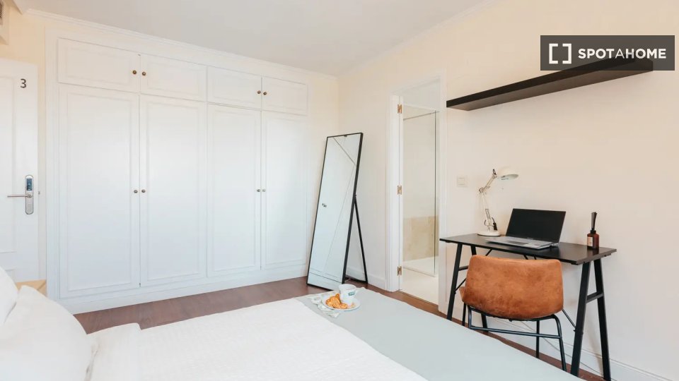Double room Valencia, 6 beds — photo 2
