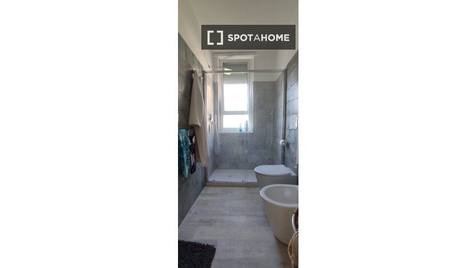 Apartment Rome, 2 beds — photo 18