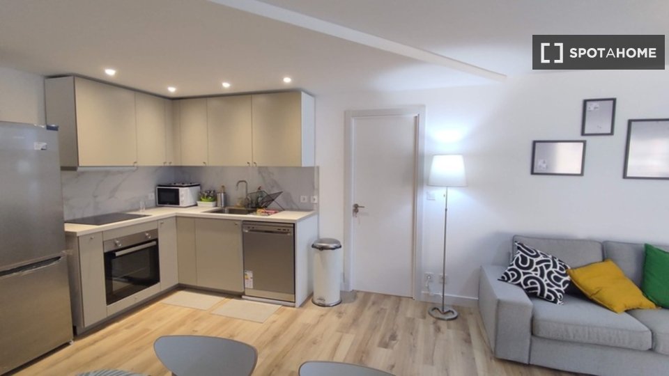 Double room Alicante, 6 beds — photo 36