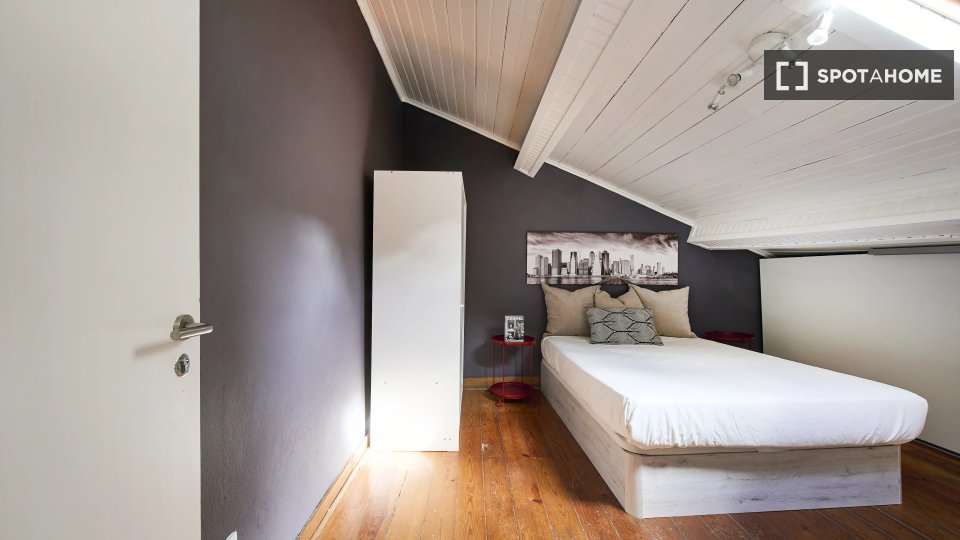 Double room Lisbon, 13 beds — photo 10