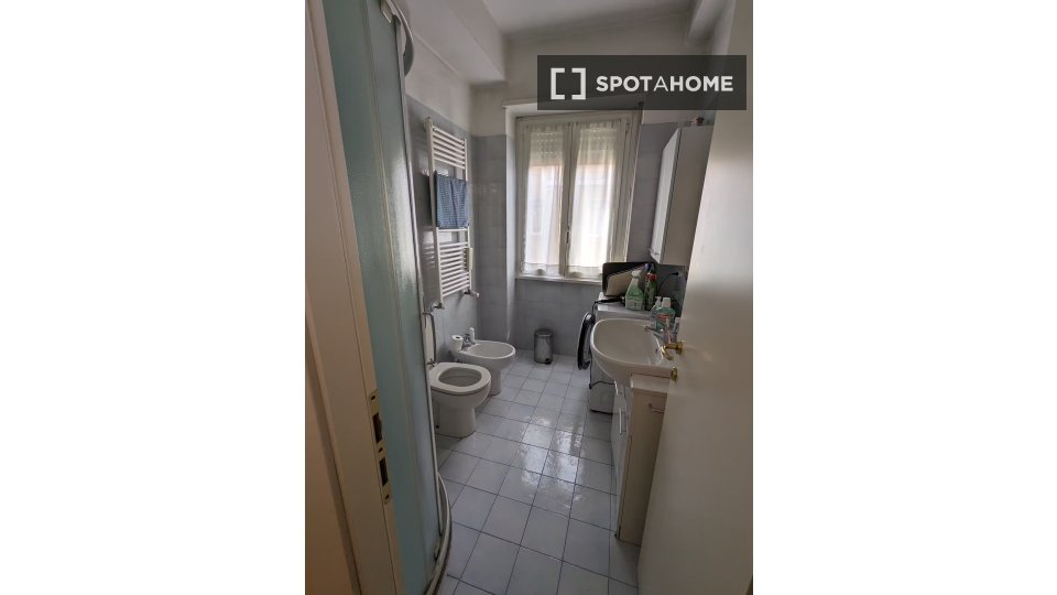 Double room Milan, 2 beds, 85m² — photo 2