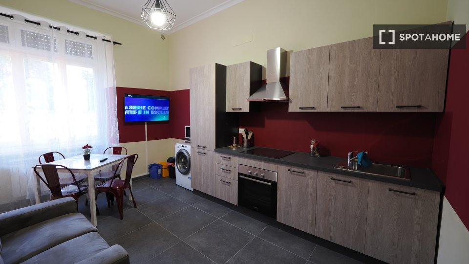 Double room Turin, 2 beds — photo 11