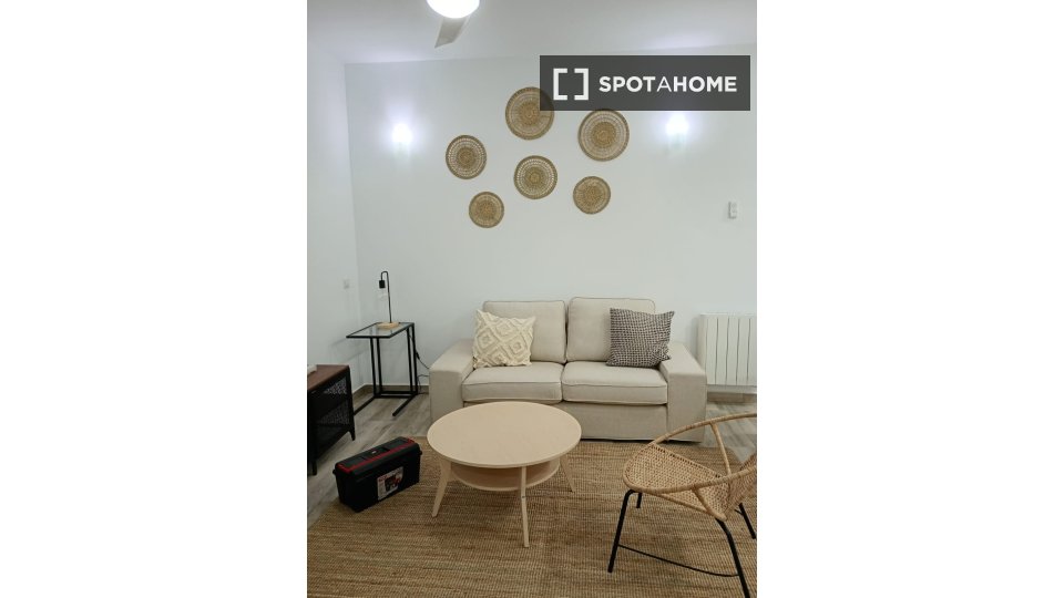 Apartment Madrid, 2 beds, 75m² — photo 11