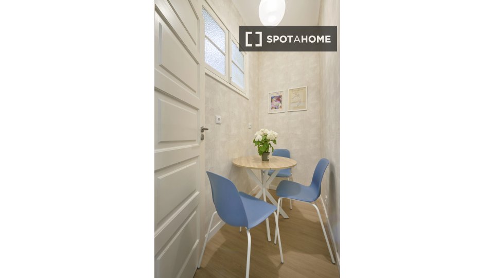 Double room Lisbon, 7 beds — photo 9