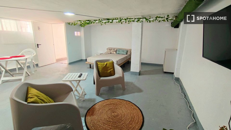 Apartment mono Alicante, 55m² — photo 2