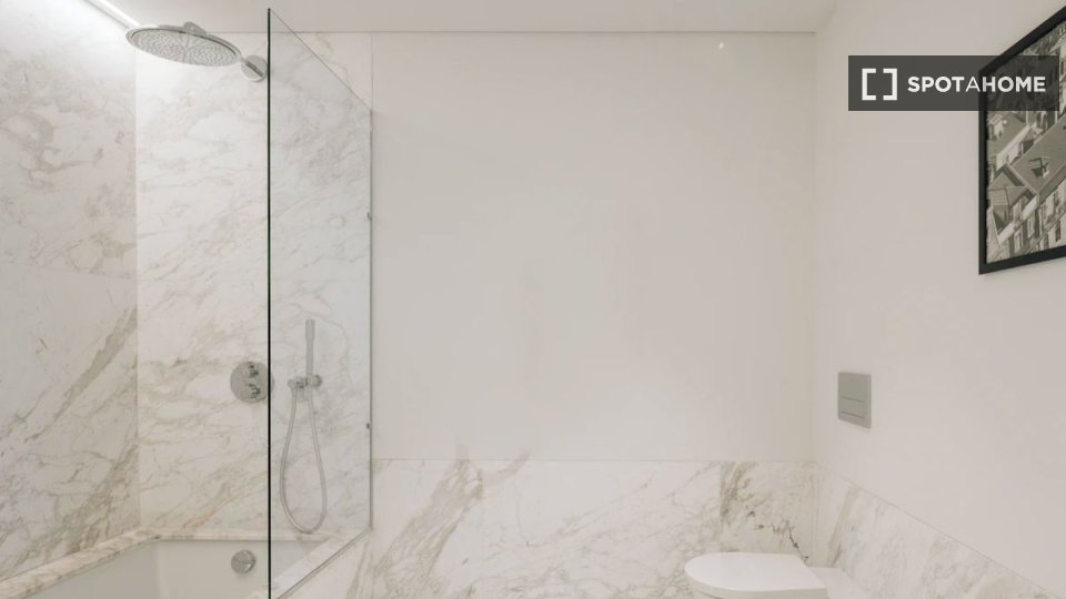 Apartment Lisbon, 1 bed — photo 5