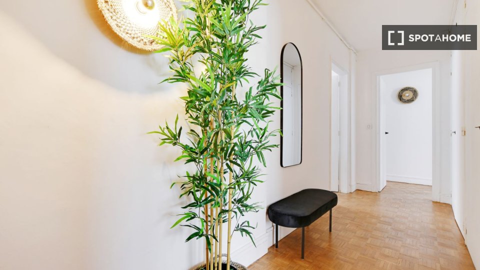 Chambre double Paris, 4 chambres — photo 23