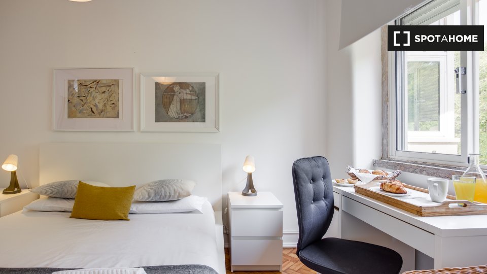 Double room Lisbon, 4 beds — photo 2