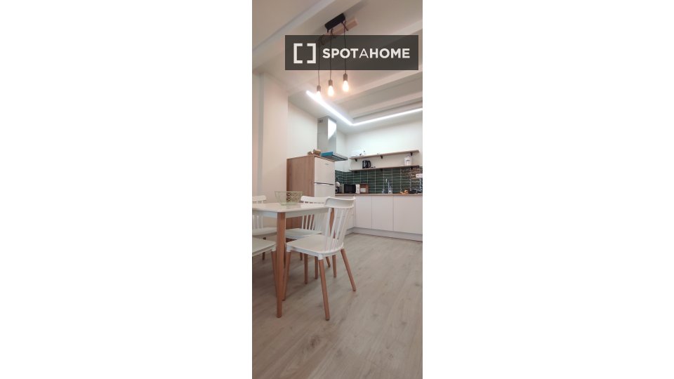 Apartment Valladolid, 1 bed, 50m² — photo 2