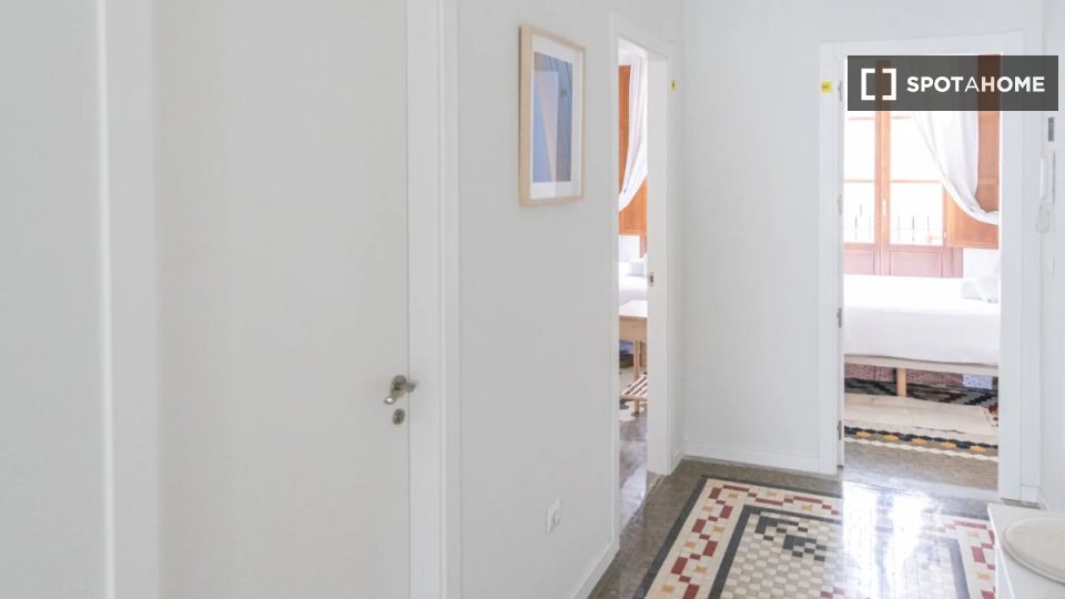 Double room Valencia, 2 beds — photo 7