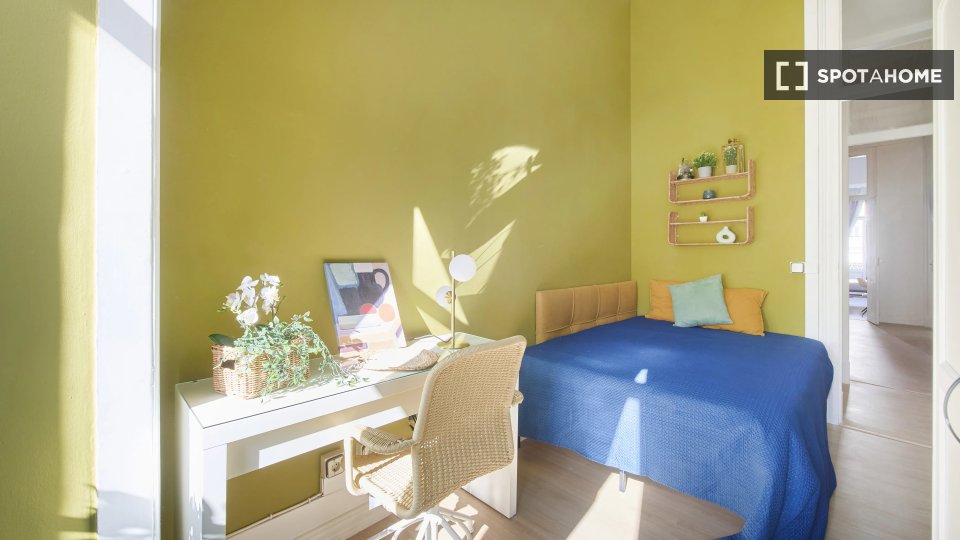 Double room Lisbon, 9 beds — photo 12