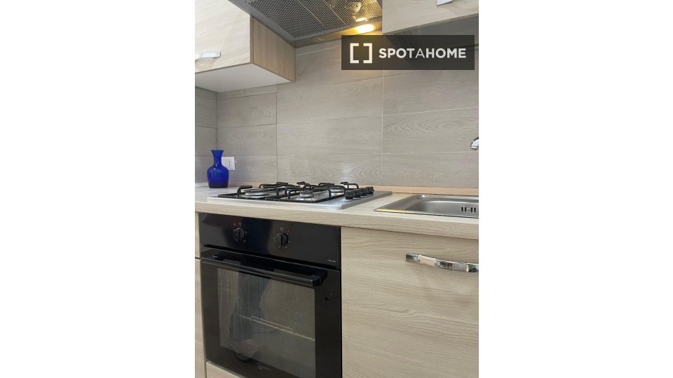 Apartment Naples, 1 bed — photo 15