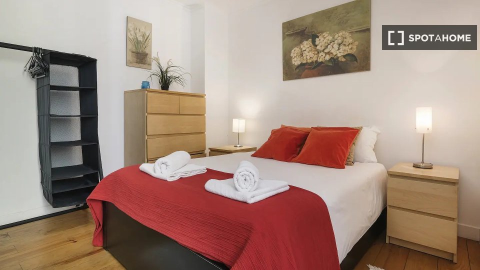 Apartment Lisbon, 1 bed — photo 19