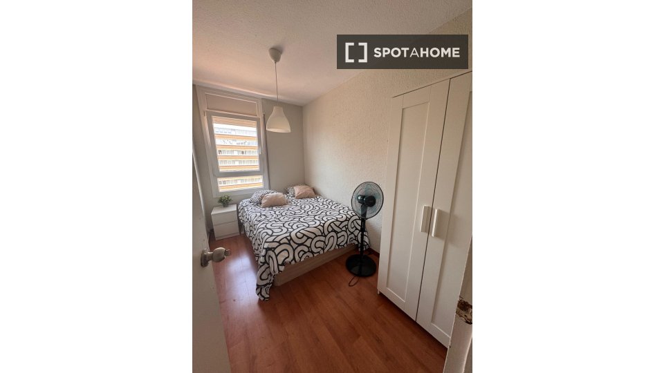 Double room Barcelona, 4 beds, 100m² — photo 3