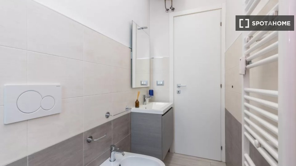 Apartment Turin, 1 bed — photo 8