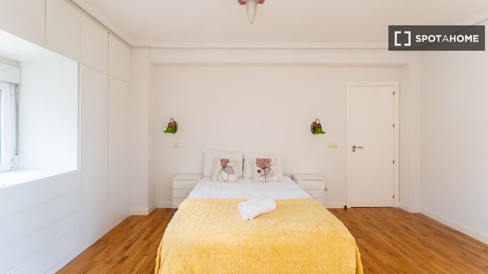 Double room Madrid, 6 beds — photo 19