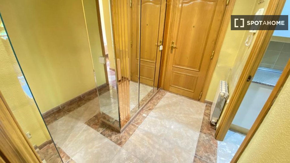 Double room Madrid, 7 beds — photo 6