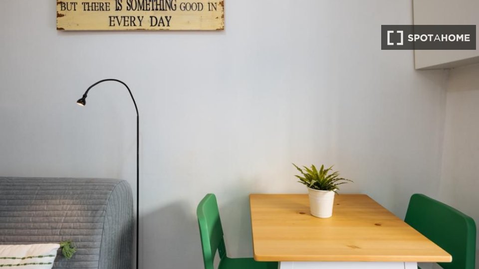 Apartment Lisbon, 1 bed, 50m² — photo 31